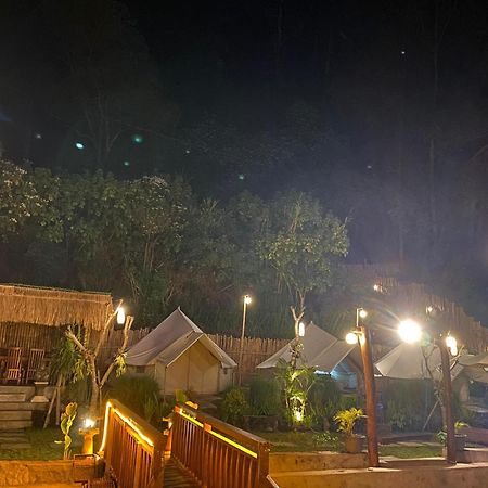 Emayan Glamping 库布盼洛坎 外观 照片